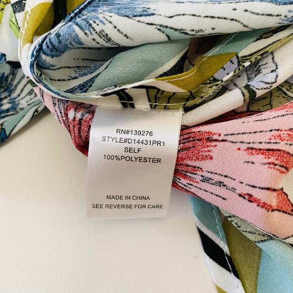 Daniel Rainn Floral Abstract Short Sleeve Blouse NEW - Picture 9 of 9